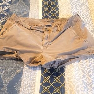 American Eagle Kahki Shorts